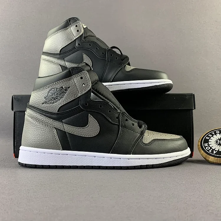 NIKE high top aj1