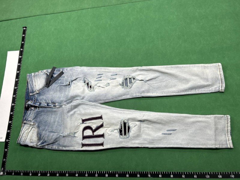Amiri Jeans