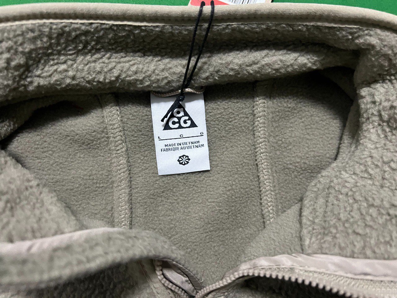 Nike Full zipper fleece top