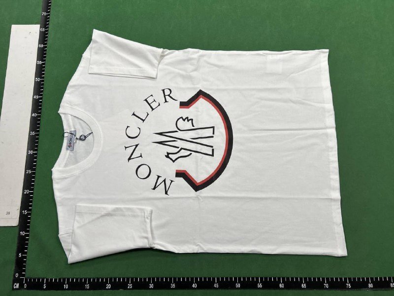 Moncler T-shirt/Polo/shorts