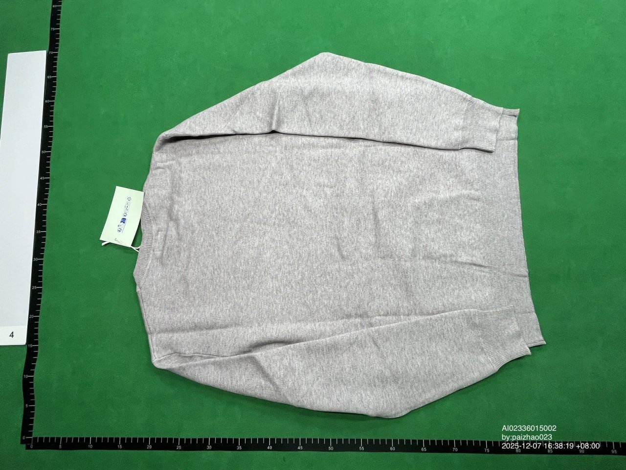Burberry sweater