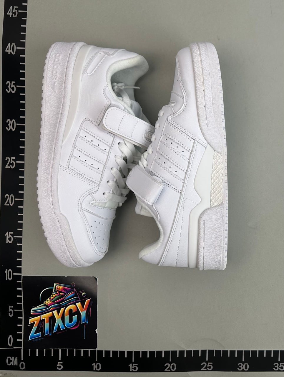 Adidas Forum 84  shoes