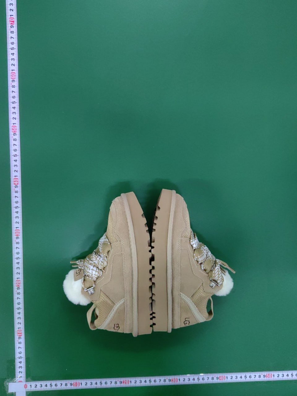 UGG Tazz boots shoes