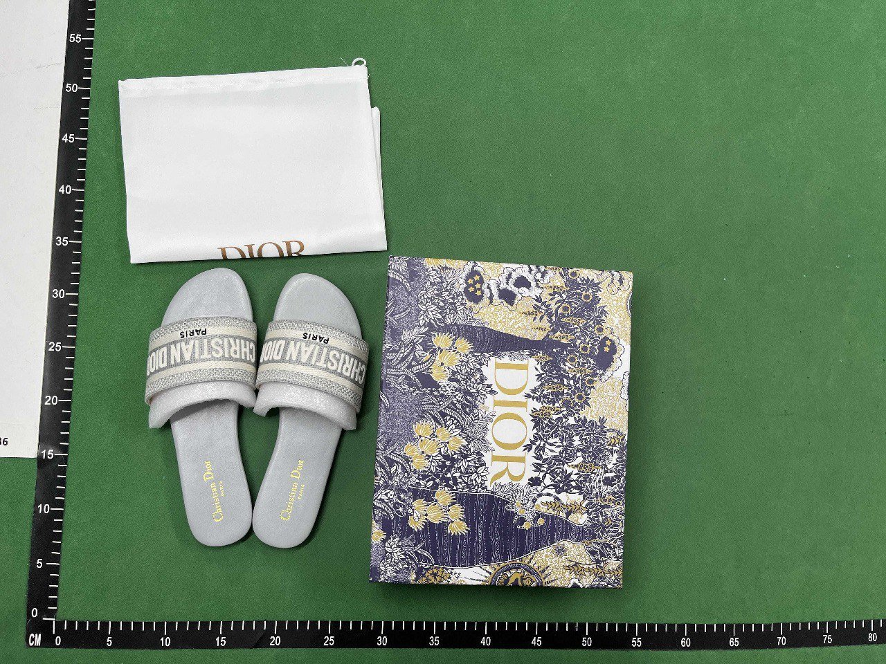 Dior slippers( 36 + styles)